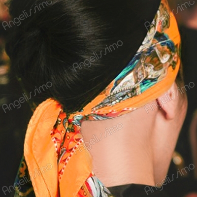 Платок, повязанный на голову, – стильный образ, пришедший из глубины веков